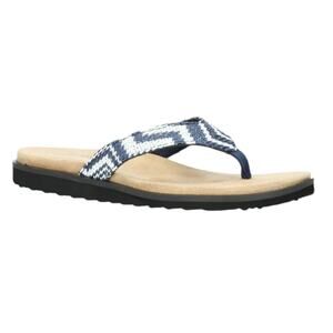 Easy Street Women's Stevie Thong Flip Flop Sandals Blue Size 7 1/2 W